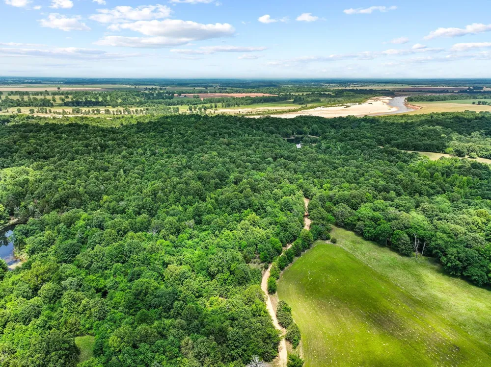3893 Fm 906 E Powderly, TX 75473