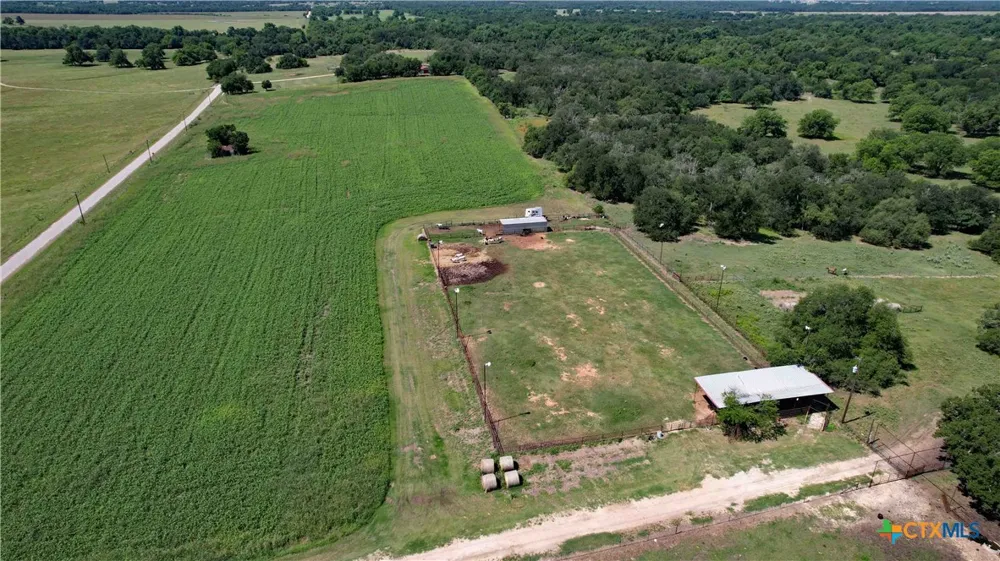 19706 Mclean Cemetery Road Rogers, TX 76569