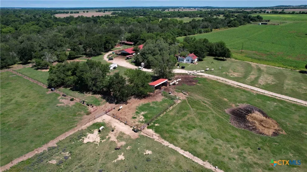 19706 Mclean Cemetery Road Rogers, TX 76569