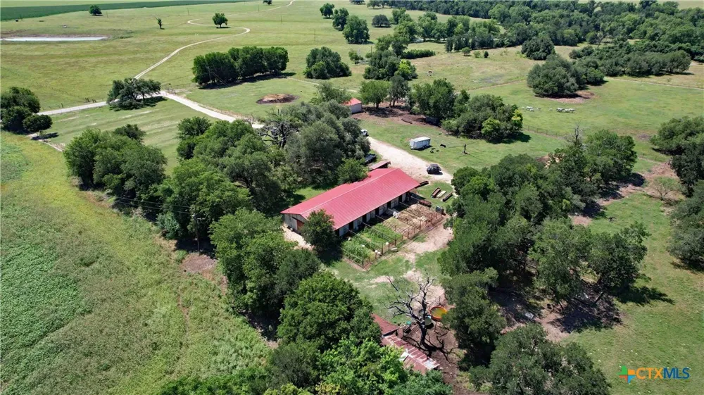 19706 Mclean Cemetery Road Rogers, TX 76569