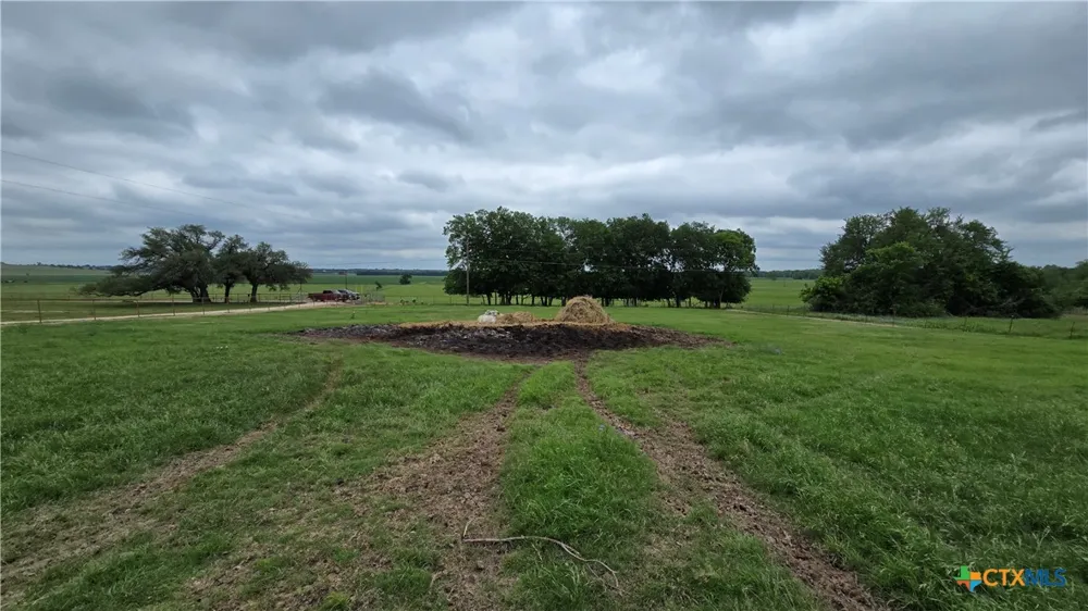 19706 Mclean Cemetery Road Rogers, TX 76569