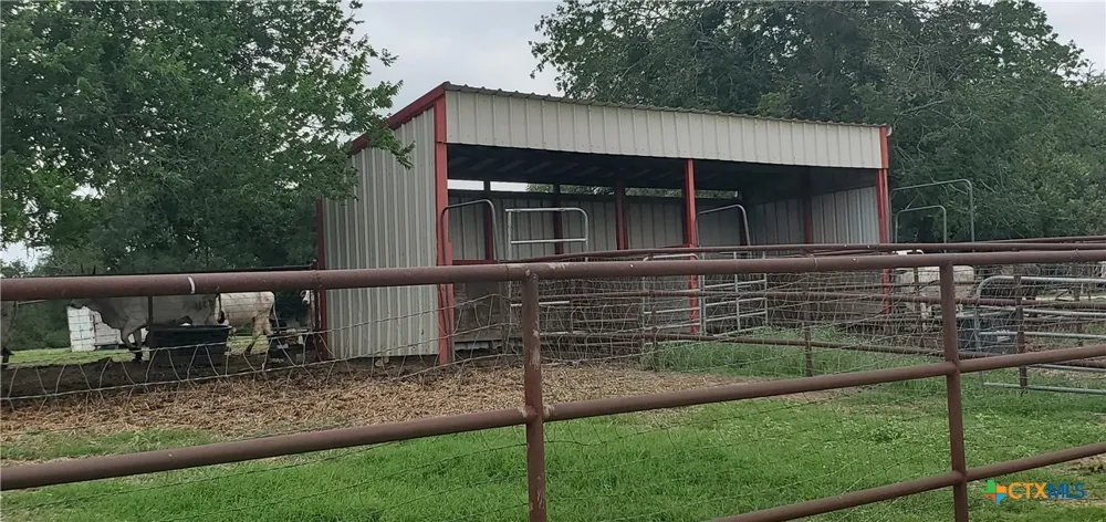 19706 Mclean Cemetery Road Rogers, TX 76569