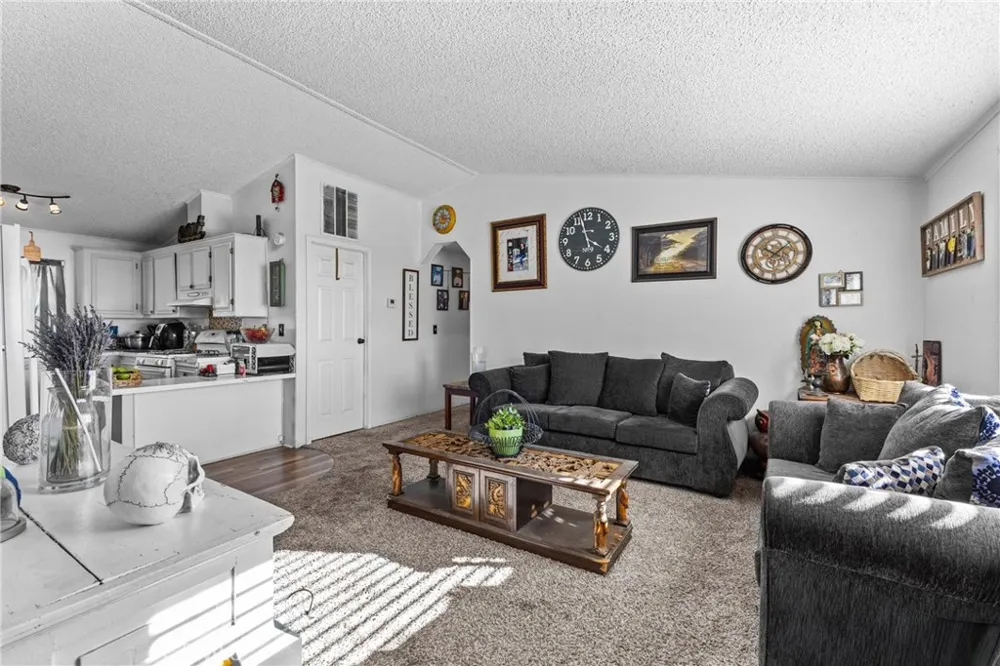 33945 Red Mountain Hemet, CA 92544