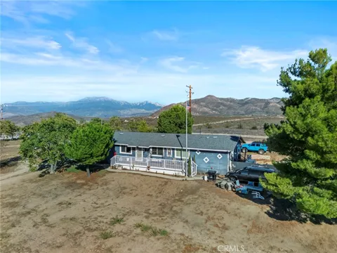 33945 Red Mountain