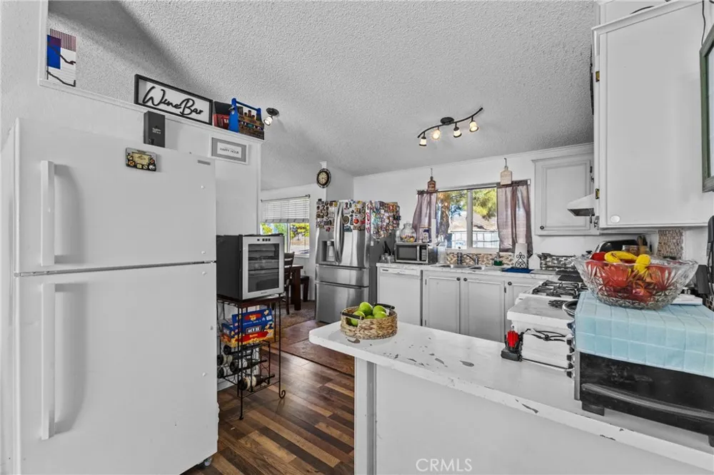 33945 Red Mountain Hemet, CA 92544