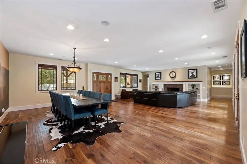 16420 Rocky Glen Road Lake Mathews, CA 92570