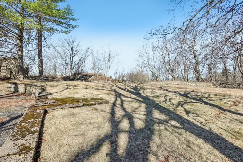 Serpentine Road Tuxedo Park, NY 10987