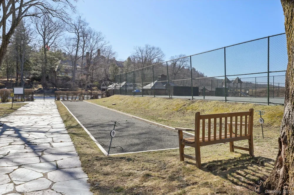 Serpentine Road Tuxedo Park, NY 10987