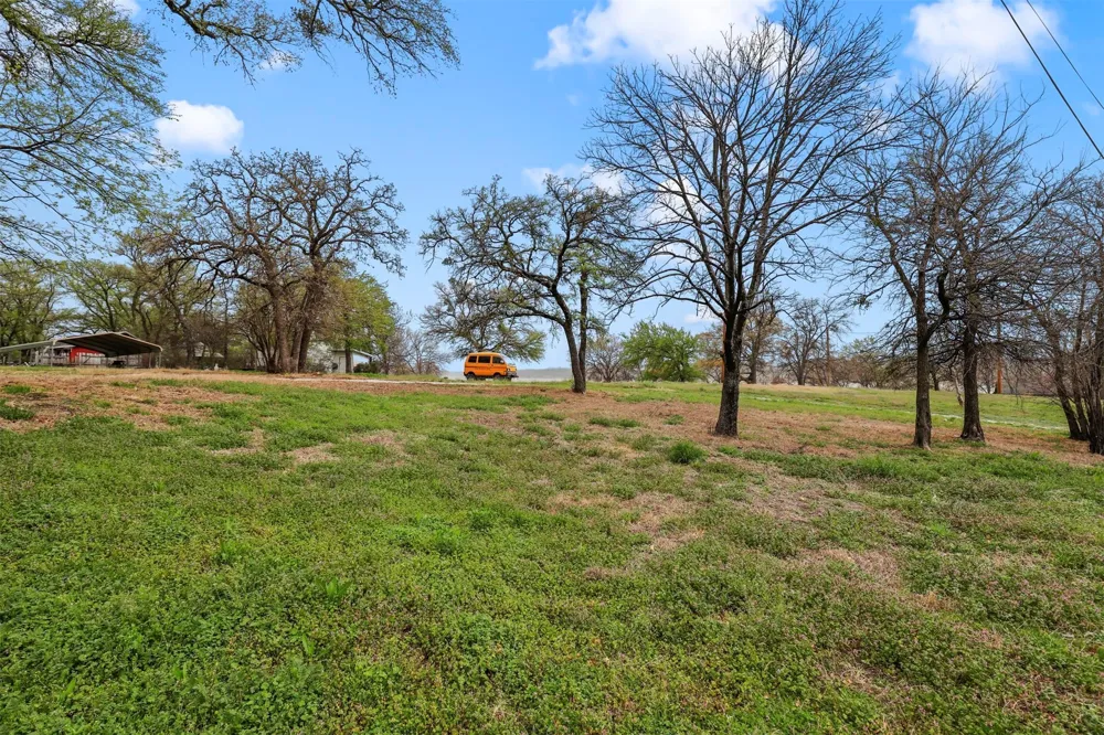8501 Heron Drive Fort Worth, TX 76108