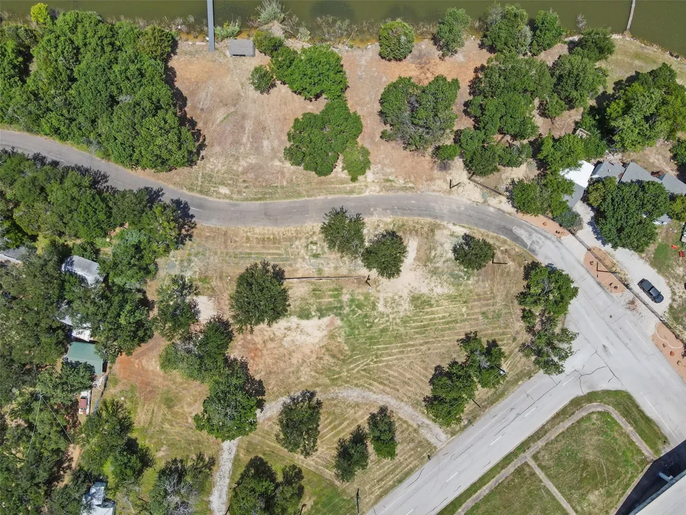 8501 Heron Drive Fort Worth, TX 76108