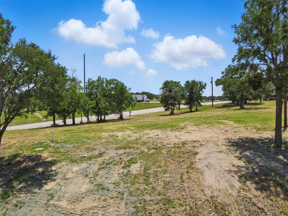 8501 Heron Drive Fort Worth, TX 76108