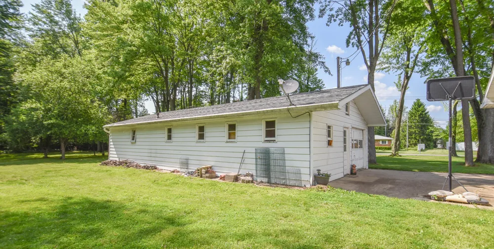 8391 OLD US 27 S Marshall, MI 49068