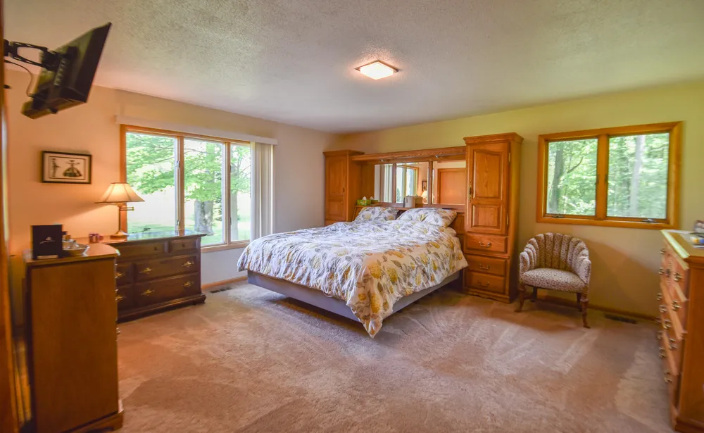 8391 OLD US 27 S Marshall, MI 49068