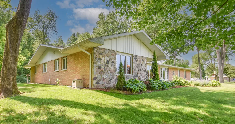 8391 OLD US 27 S Marshall, MI 49068
