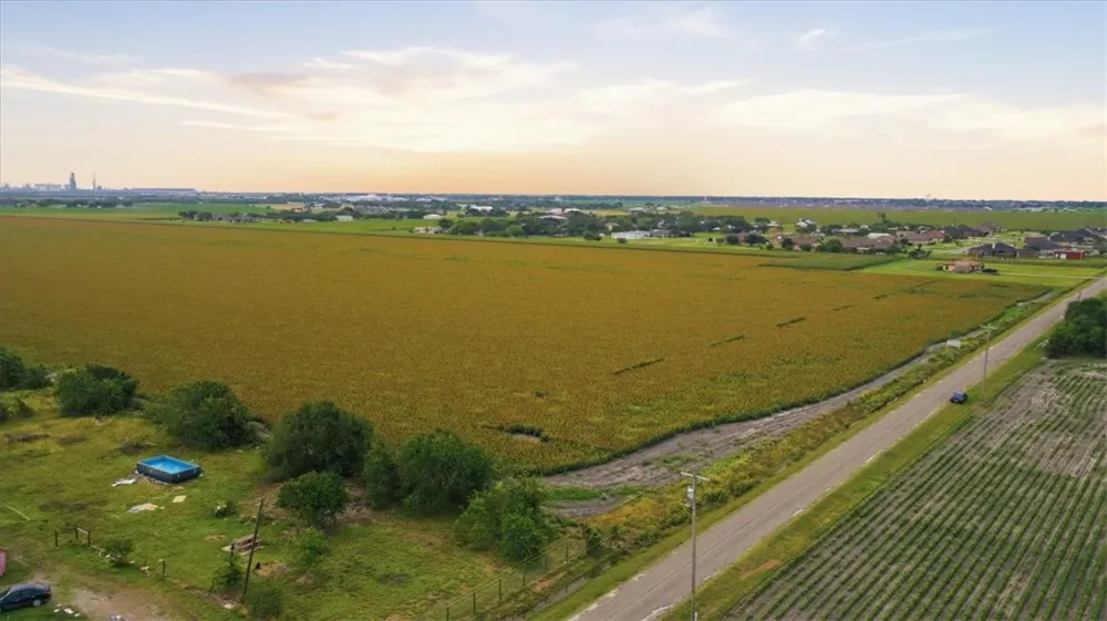 Lackey Rd Taft, TX 78390