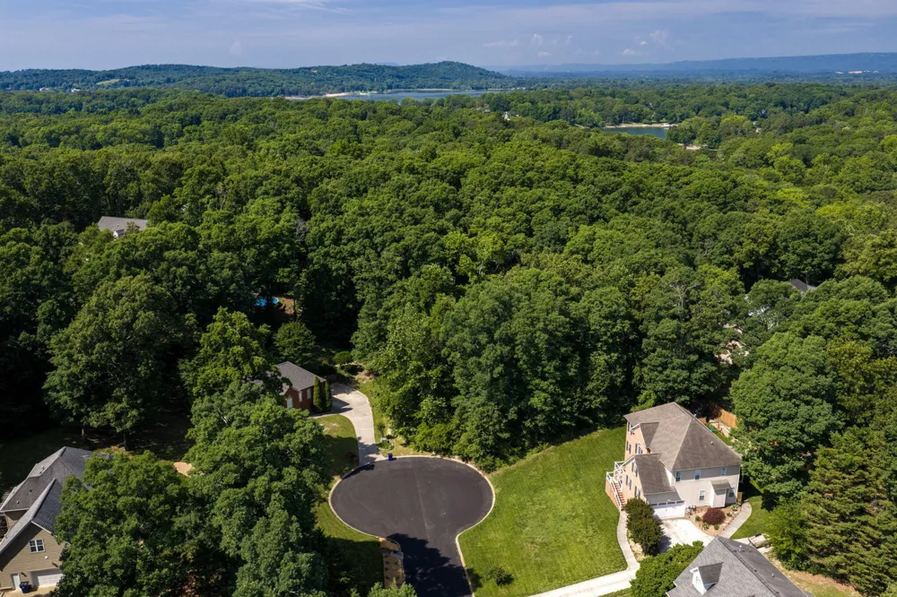 8801 College Station Lane Soddy Daisy, TN 37379