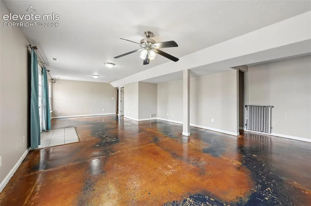 979 S Alexis Lane Pueblo, CO 81007