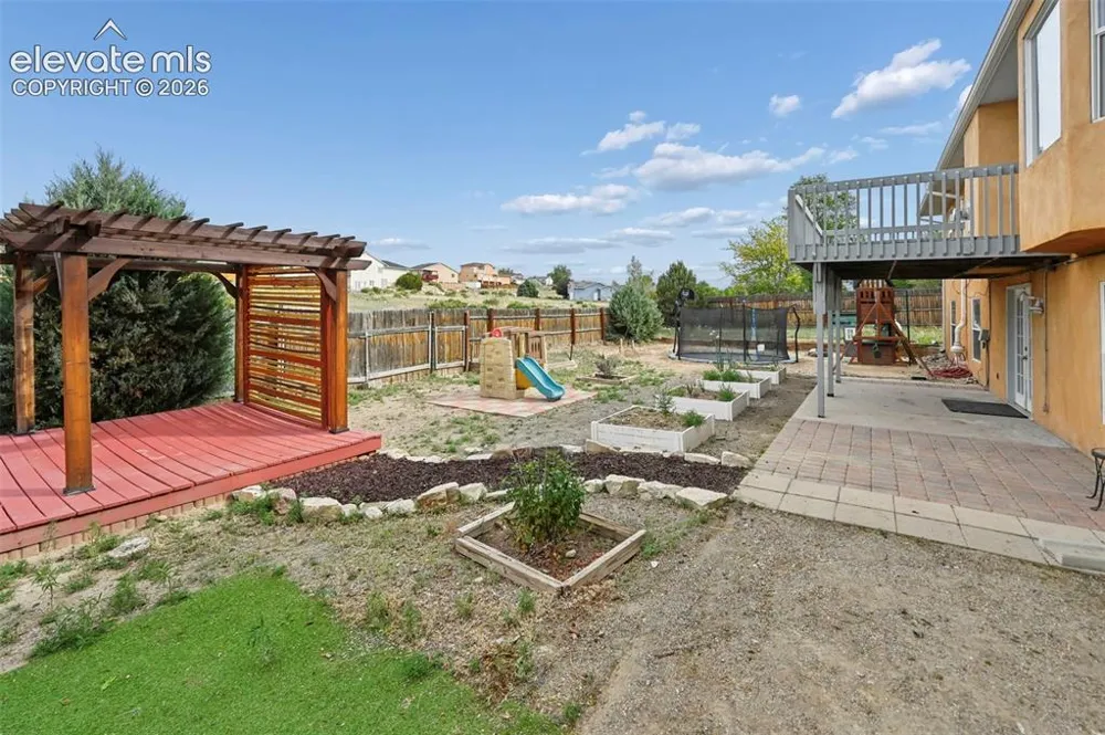 979 S Alexis Lane Pueblo, CO 81007