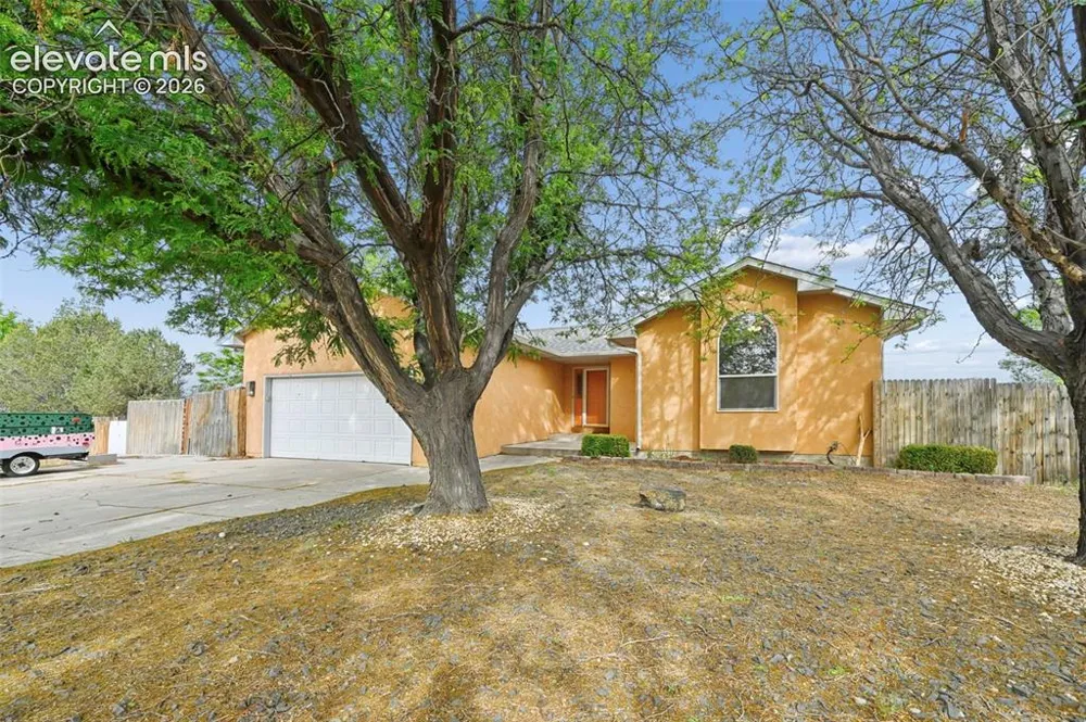 979 S Alexis Lane Pueblo, CO 81007