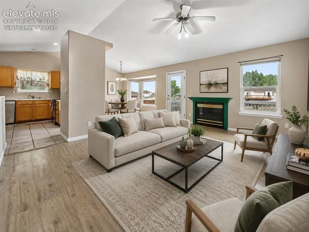 979 S Alexis Lane Pueblo, CO 81007
