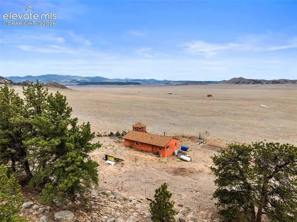2030 Puma Hills Road Lake George, CO 80827