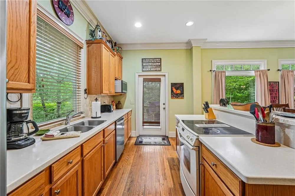 14 Laurel Ridge Way Big Canoe, GA 30143