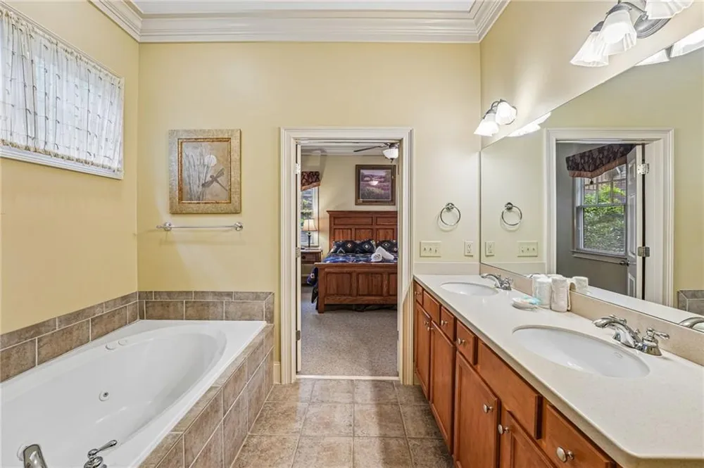 14 Laurel Ridge Way Big Canoe, GA 30143