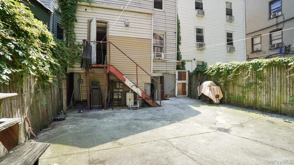 2661 Briggs Avenue #A Bronx, NY 10458