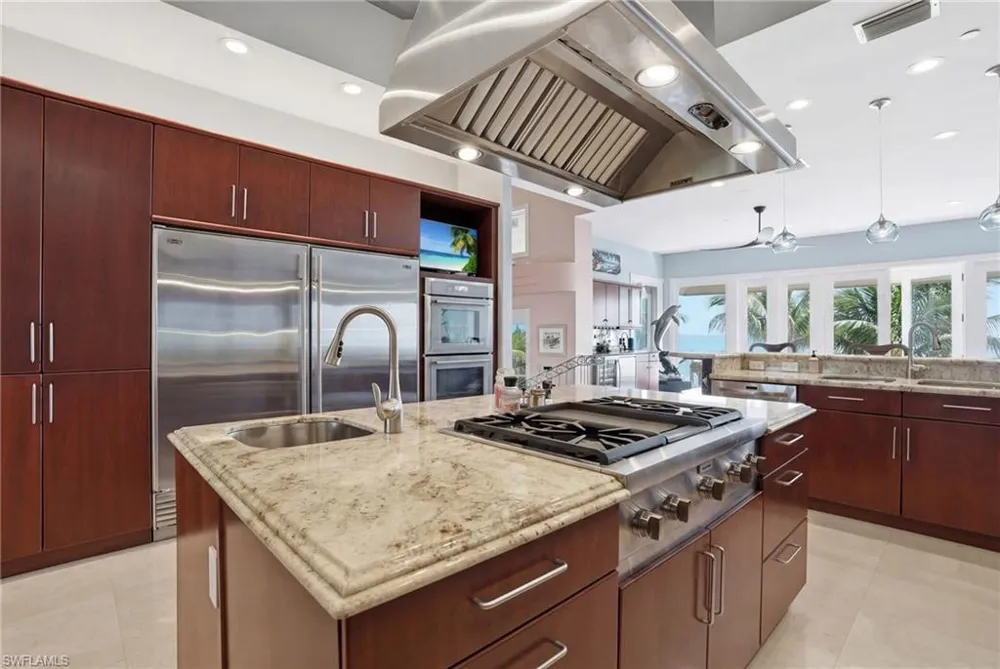 211 Kingfisher Drive Captiva, FL 33924