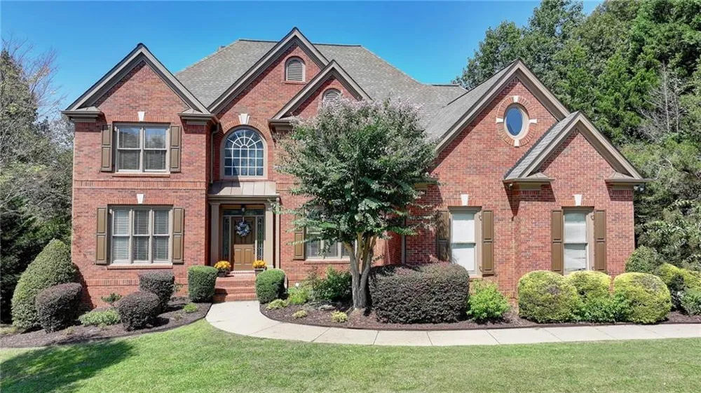 1458 Edenfield Pte Cumming, GA 30041
