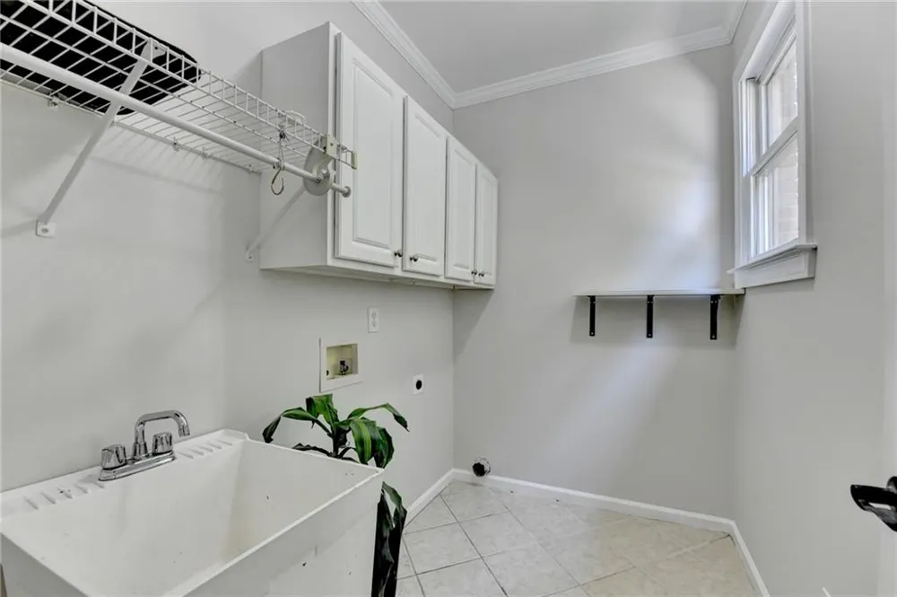 1458 Edenfield Pte Cumming, GA 30041