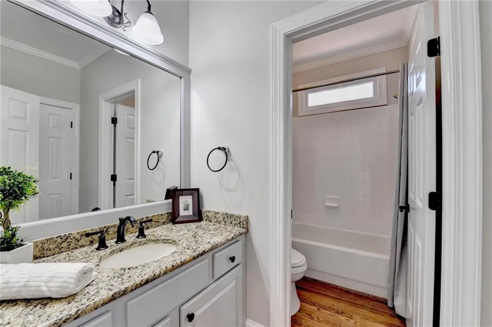 1458 Edenfield Pte Cumming, GA 30041