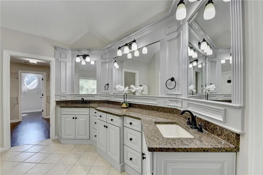 1458 Edenfield Pte Cumming, GA 30041