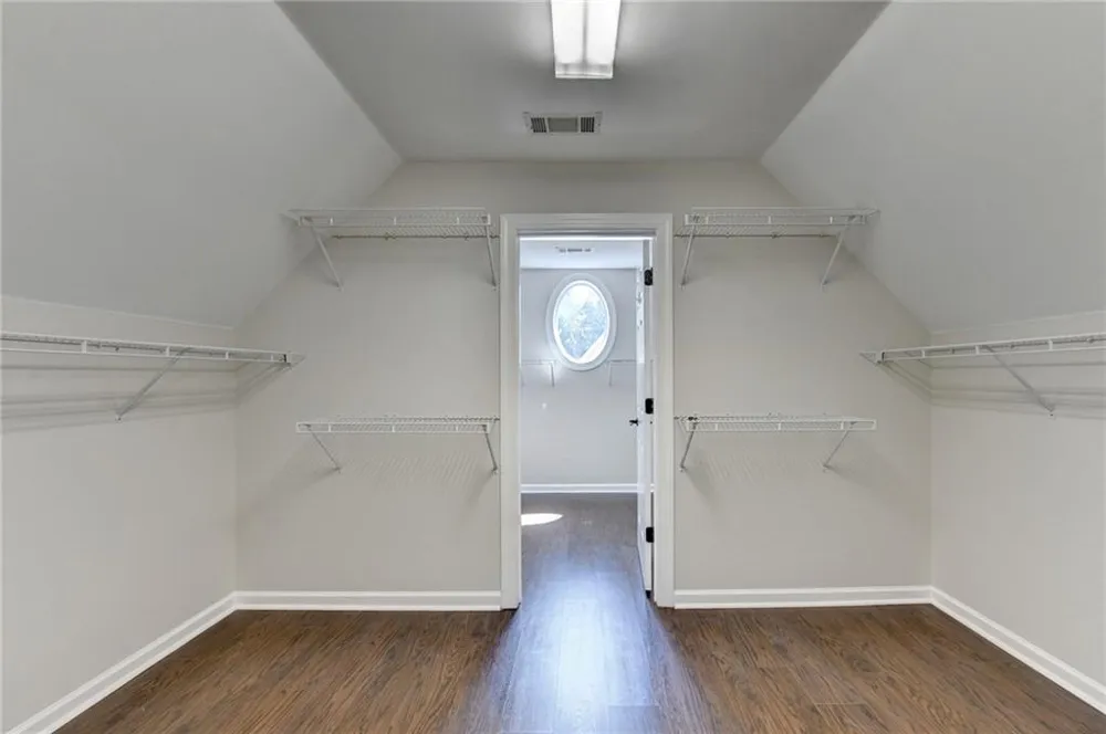 1458 Edenfield Pte Cumming, GA 30041