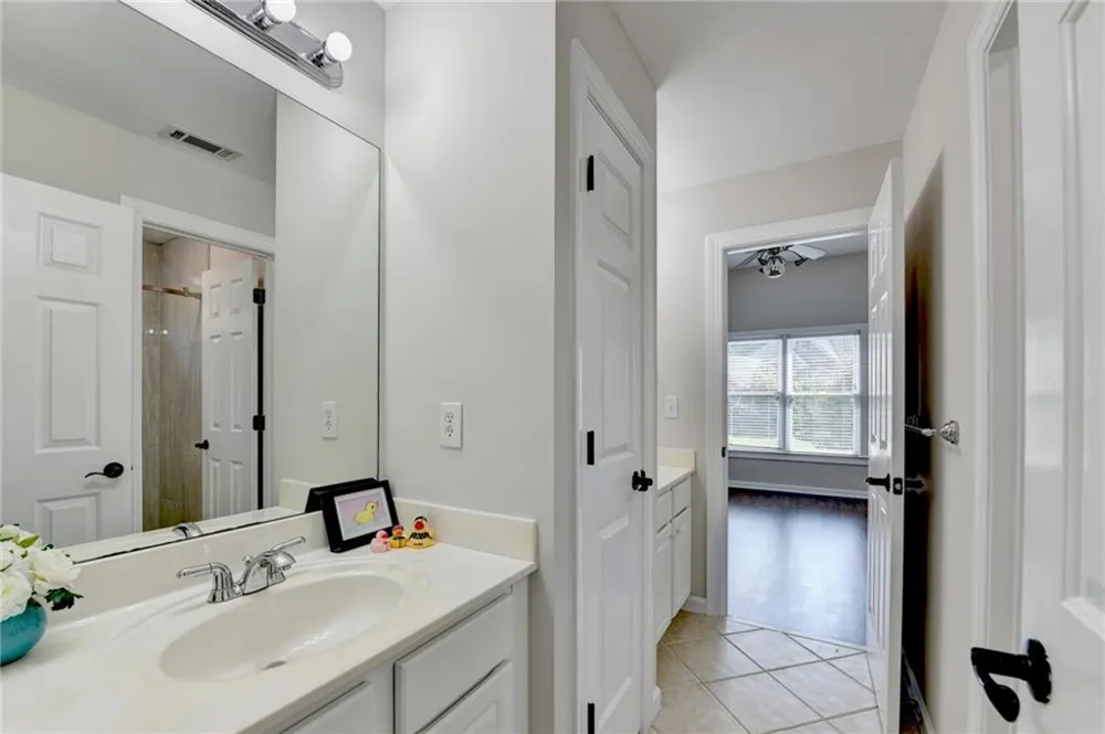 1458 Edenfield Pte Cumming, GA 30041