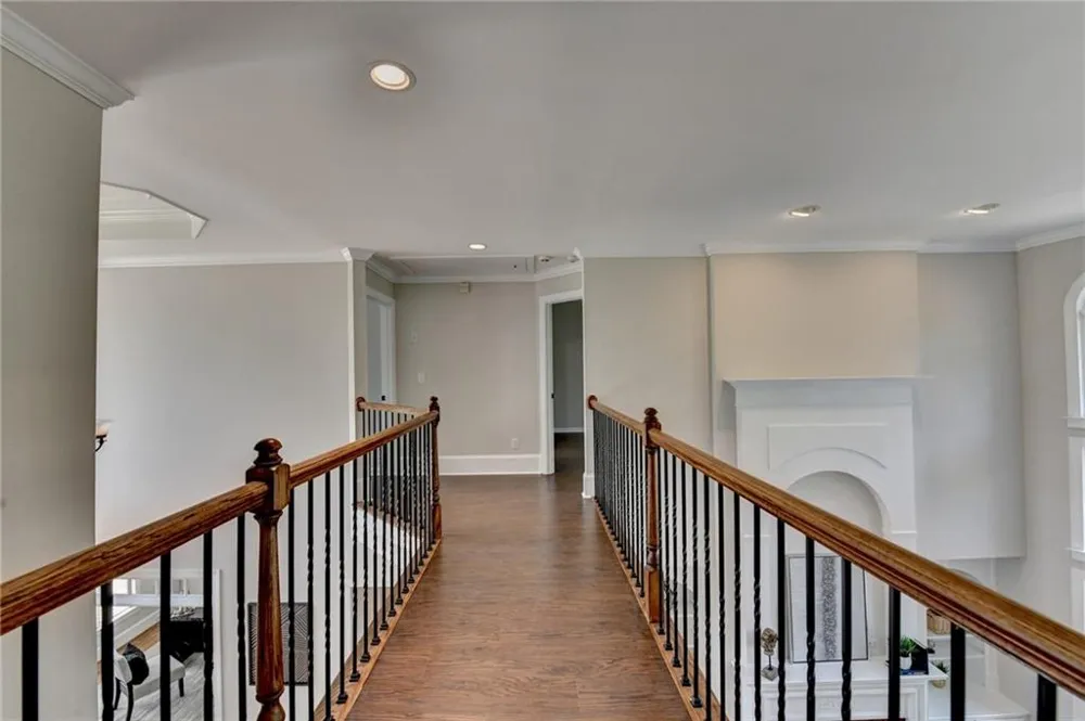 1458 Edenfield Pte Cumming, GA 30041