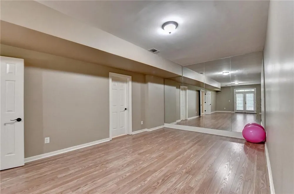 1458 Edenfield Pte Cumming, GA 30041
