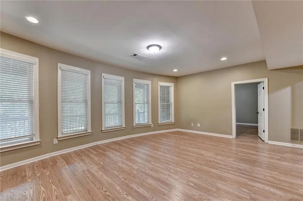 1458 Edenfield Pte Cumming, GA 30041