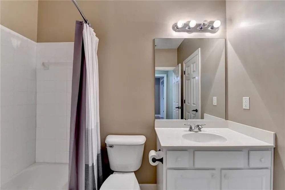 1458 Edenfield Pte Cumming, GA 30041