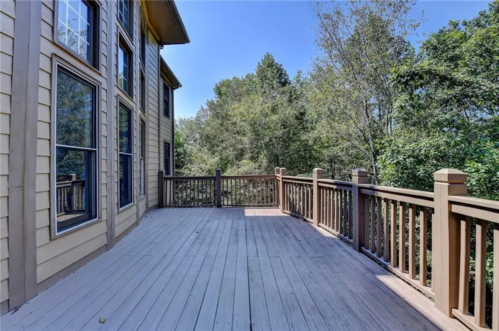 1458 Edenfield Pte Cumming, GA 30041
