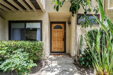 6746 Encino Avenue #2