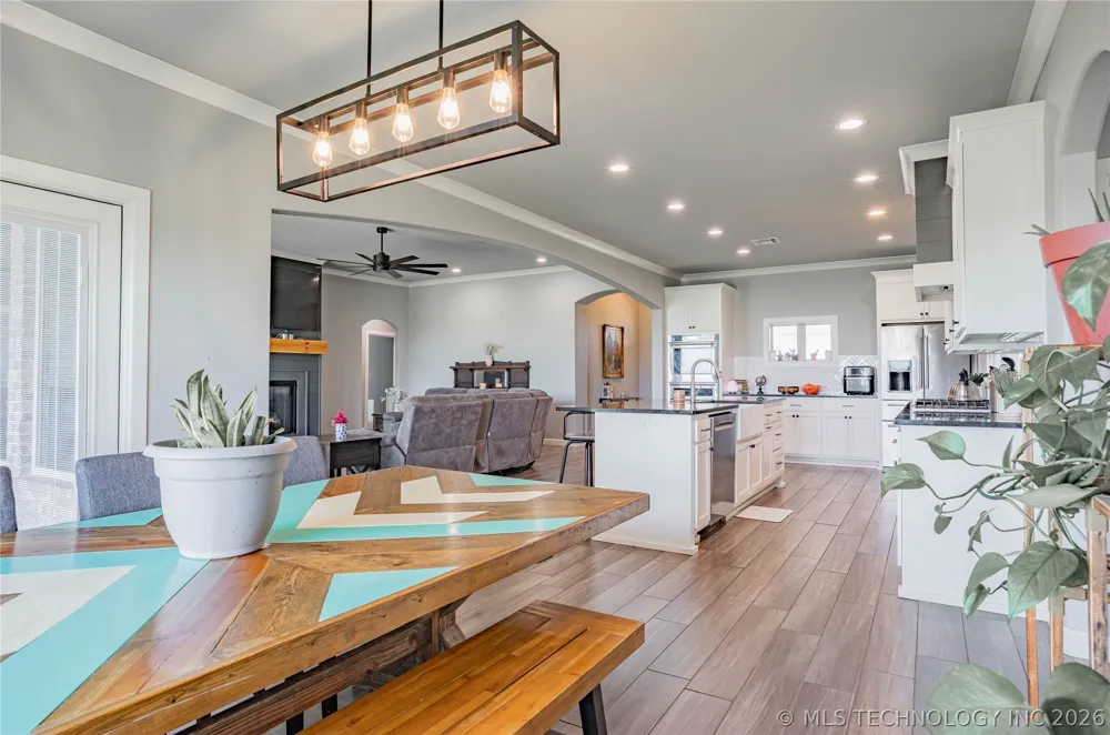 6706 E 136th Street Collinsville, OK 74021