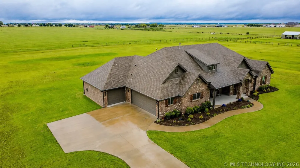 6706 E 136th Street Collinsville, OK 74021