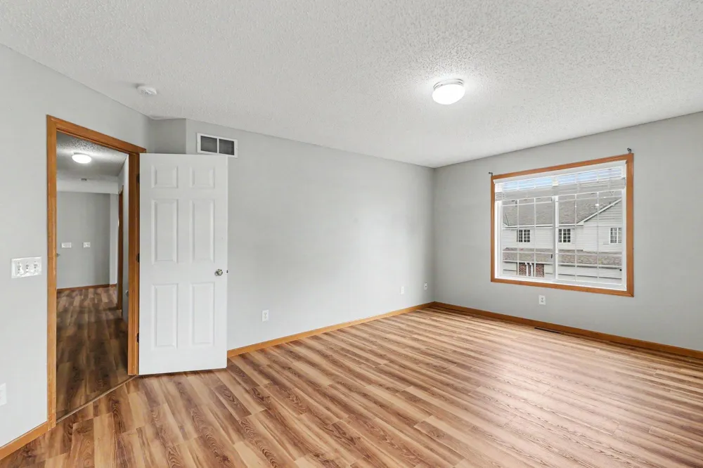 130 River Woods Drive W Saint Paul Park, MN 55071