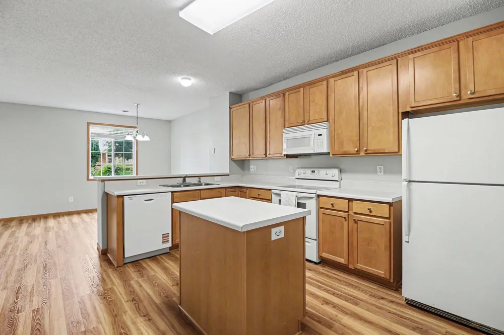 130 River Woods Drive W Saint Paul Park, MN 55071