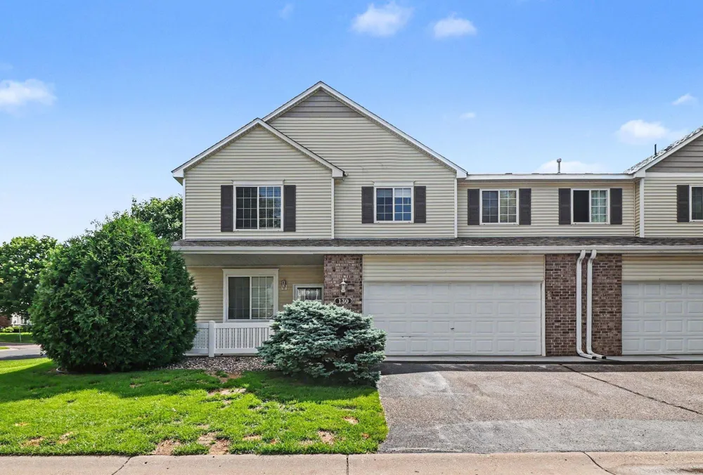 130 River Woods Drive W Saint Paul Park, MN 55071
