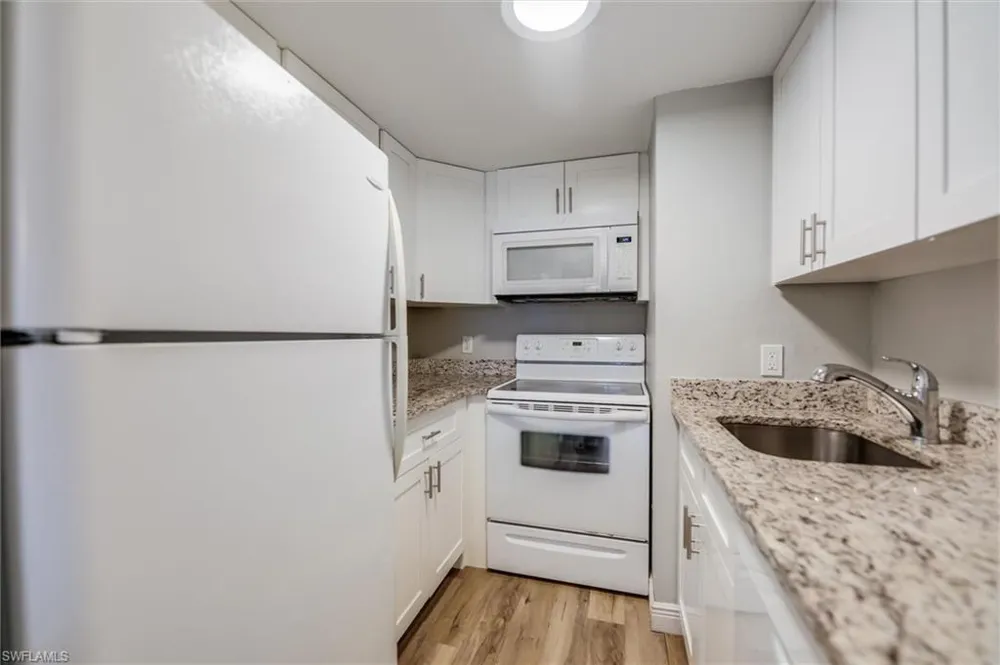2117 Gulf Beach Villas Captiva, FL 33924