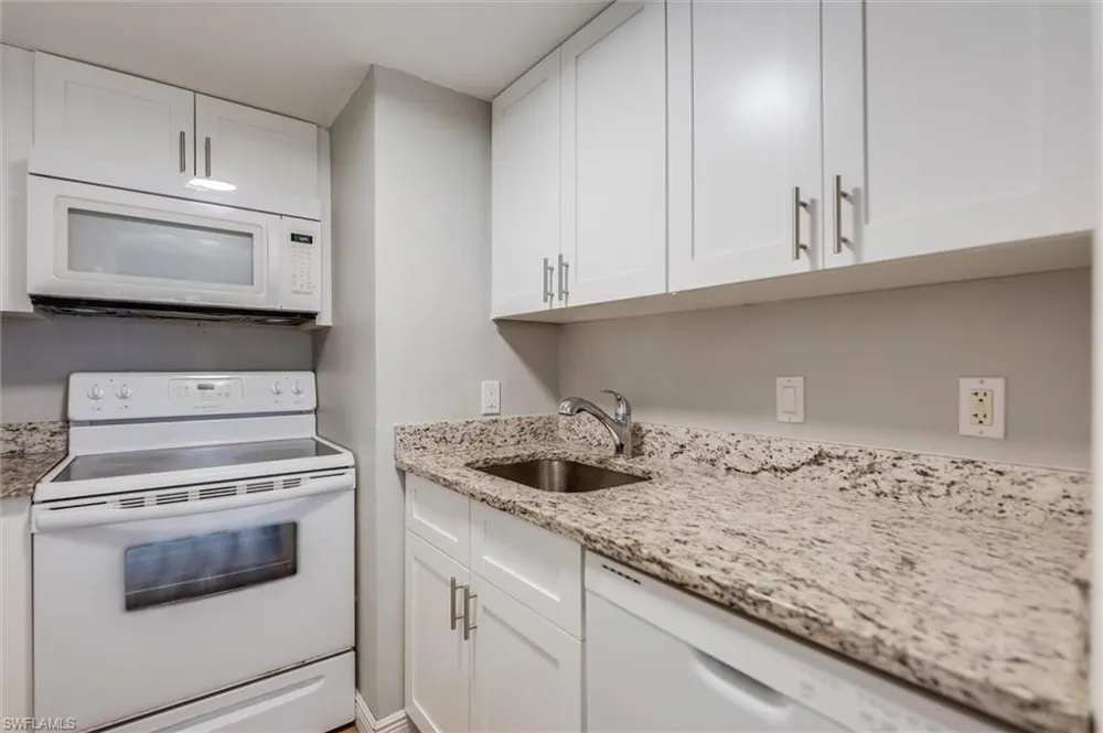 2117 Gulf Beach Villas Captiva, FL 33924