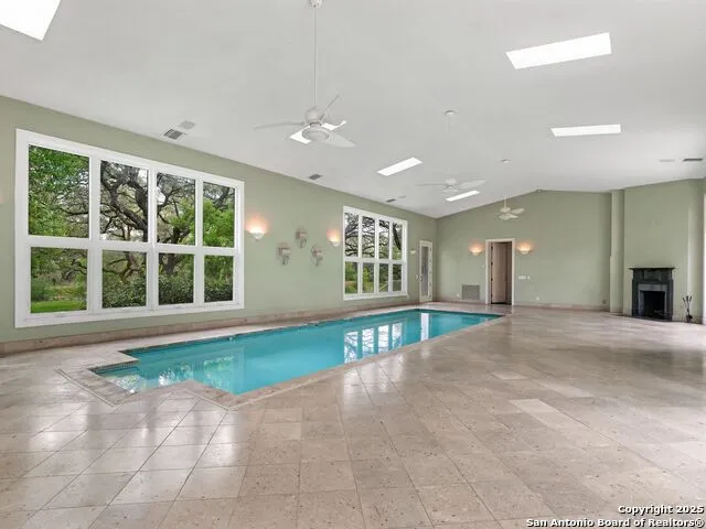 100 Tomahawk Trail San Antonio, TX 78232