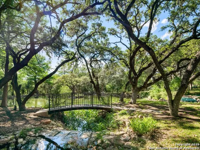 100 Tomahawk Trail San Antonio, TX 78232